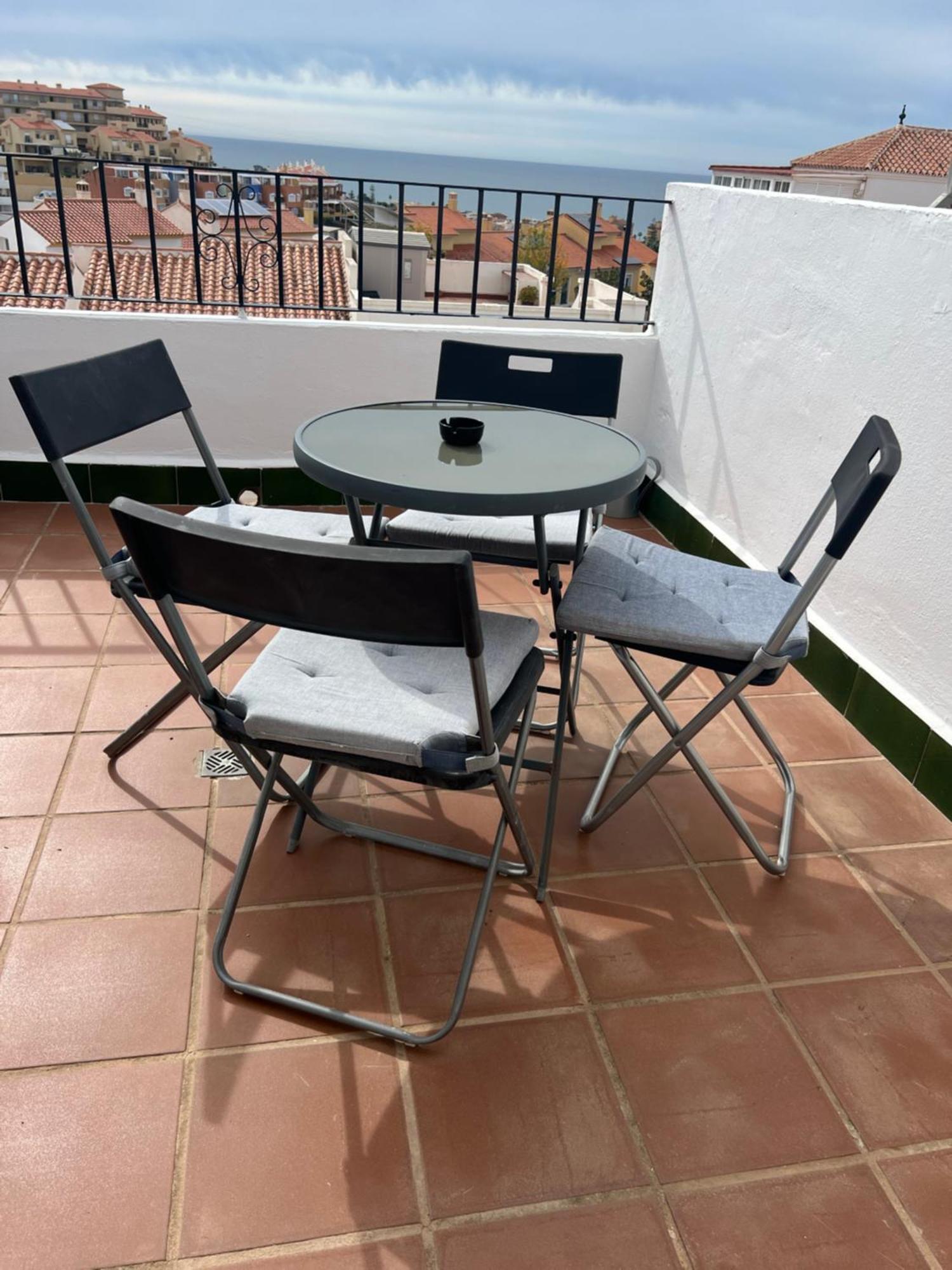 Atico Vistas Al Mar Golf ,Piscina Y Parking Albatros 2 Appartement Rincón de la Victoria Buitenkant foto